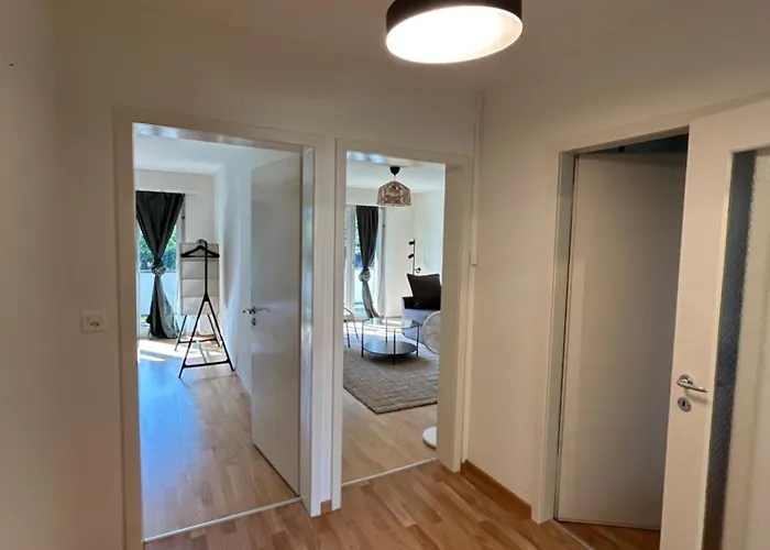 Apartman Plain & Practical