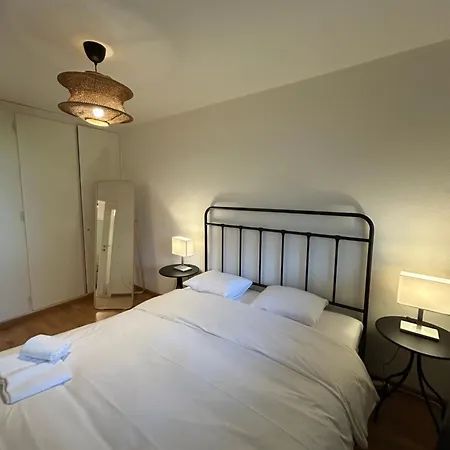 Plain & Practical Appartement *