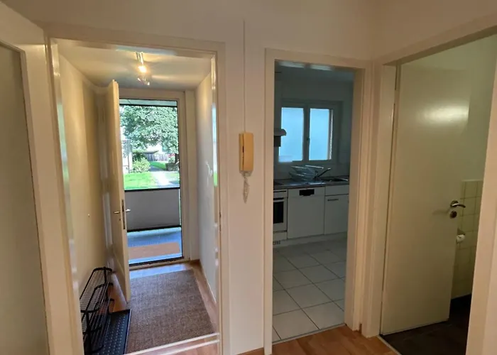 Plain & Practical * Curych