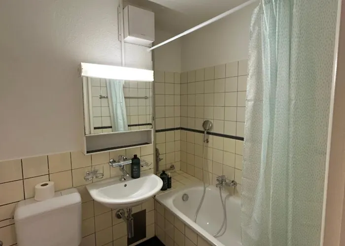 Plain & Practical Apartmán