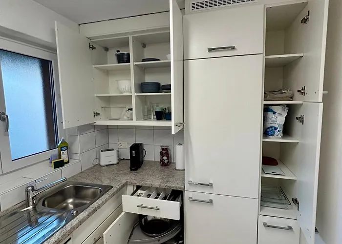 Plain & Practical Διαμέρισμα Ζυρίχη